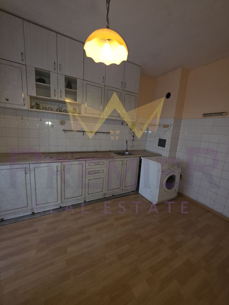 Продава 3-СТАЕН, гр. Силистра, Център, снимка 2 - Апартаменти - 54039531