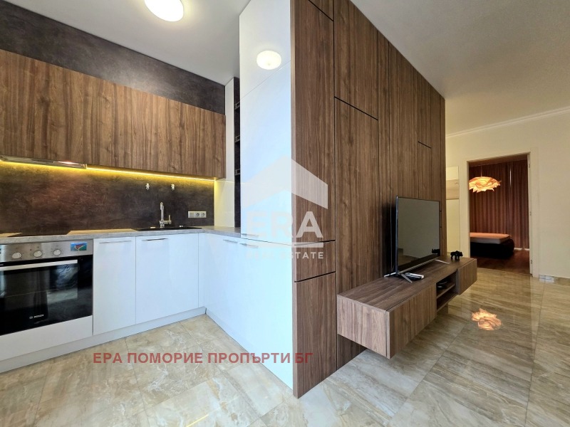 Продава 3-СТАЕН, гр. Поморие, област Бургас, снимка 4 - Апартаменти - 56276804