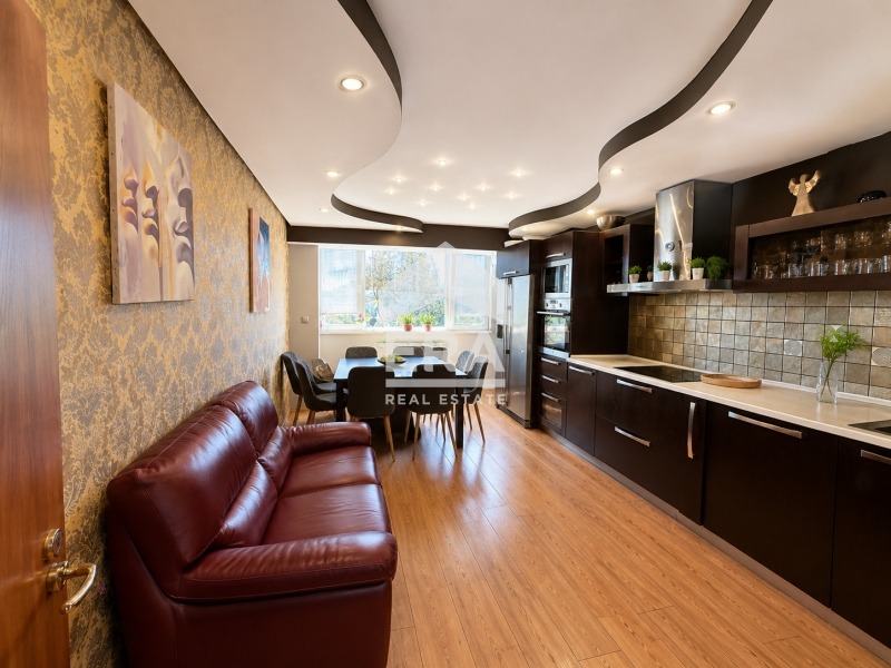 Продава 4-СТАЕН, гр. Варна, Трошево, снимка 2 - Апартаменти - 55752097