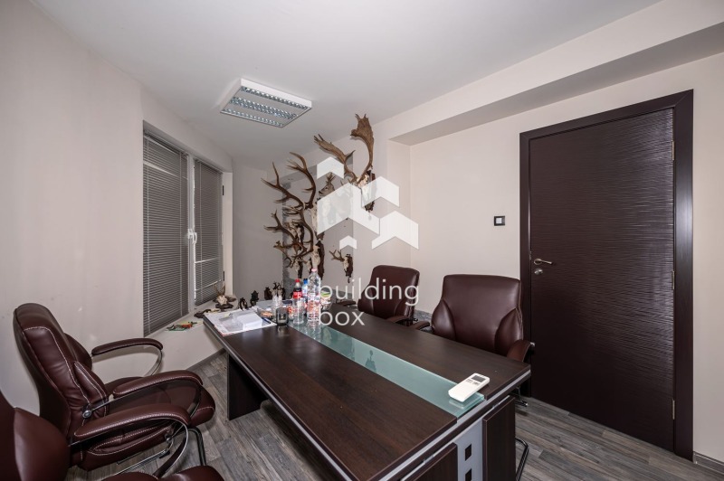 Satılık  Ofis Plovdiv , Centar , 130 metrekare | 11525153