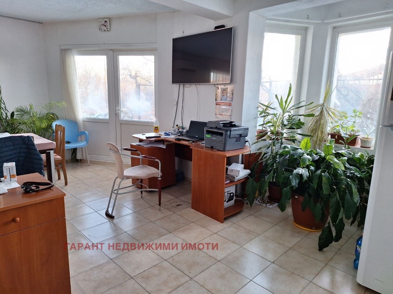 Продава  Къща град Габрово , Киевци , 200 кв.м | 17849385 - изображение [2]