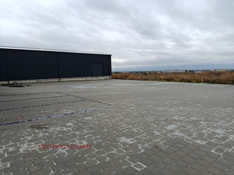 Te koop  Opslag regio Sofia , Bozjurishte , 1000 m² | 34926063 - afbeelding [17]