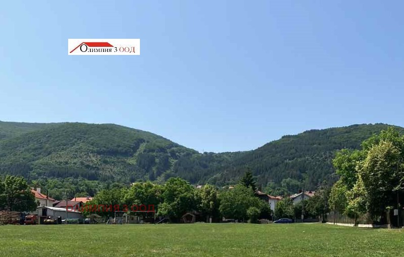 Na prodej  Spiknutí Sofia , Lozen , 2059 m2 | 22629561