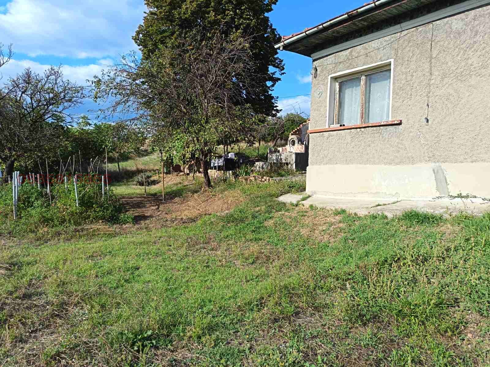 Продава КЪЩА, гр. Русе, Средна кула, снимка 4 - Къщи - 56247774