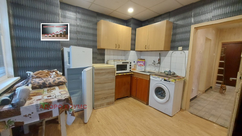 Продава  2-стаен град Русе , Цветница , 62 кв.м | 81809087 - изображение [2]