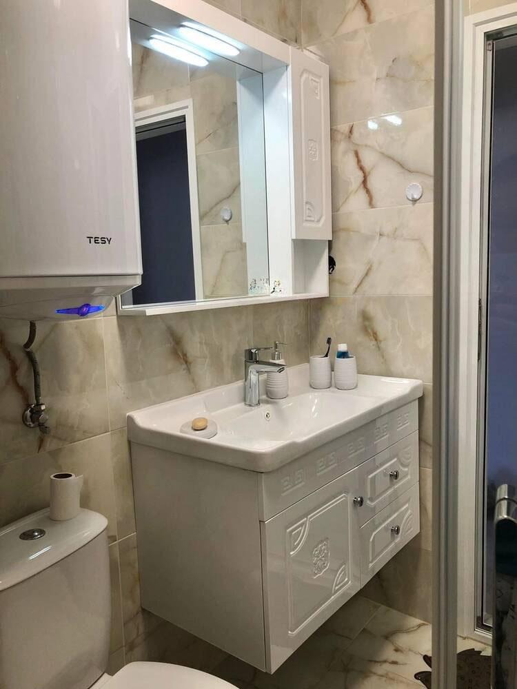 Продава 2-СТАЕН, гр. Бургас, Сарафово, снимка 2 - Апартаменти - 56715871