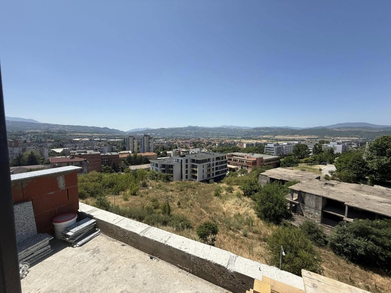 Продава  3-стаен град Благоевград , Освобождение , 129 кв.м | 13518987 - изображение [5]