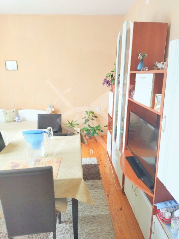 Till salu  Hus Golv region Burgas , Karnobat , 91 kvm | 92324725 - bild [4]