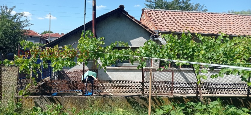 Продава КЪЩА, гр. Ловеч, Продимчец, снимка 6 - Къщи - 52842121