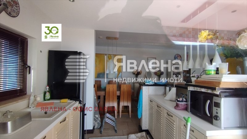 Продава КЪЩА, гр. Балчик, област Добрич, снимка 15 - Къщи - 53907022