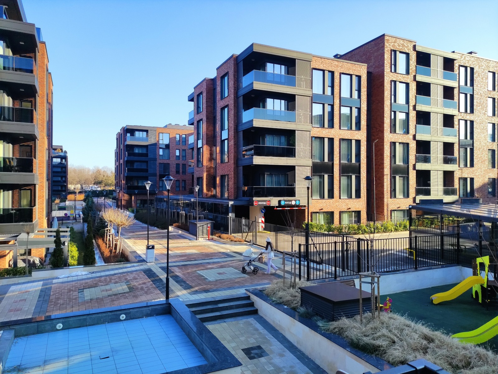 Продава 4-СТАЕН, гр. София, ПЗ Хладилника, снимка 16 - Апартаменти - 54186626