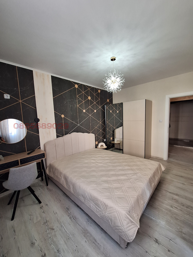 Продава 2-СТАЕН в град Стара Загора, Железник - център - 80 кв.м / 127 000 € » 248 390.41 лв.