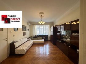 3 slaapkamers Tsentar, Sofia 8