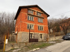 Casa Iztok, Pernik 7