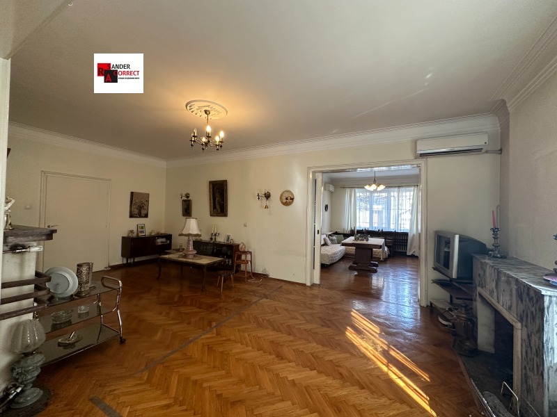 Продава  4-стаен град София , Център , 180 кв.м | 36966473 - изображение [10]