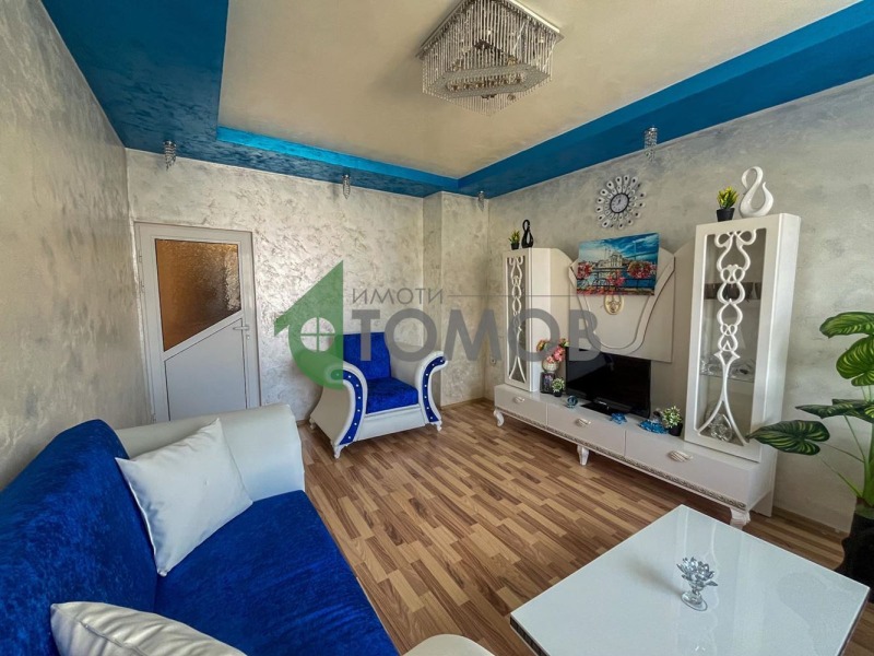 Продава  4-стаен град Шумен , Боян Българанов 2 , 103 кв.м | 79839431 - изображение [2]