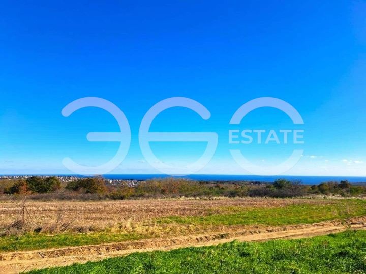 Продава ПАРЦЕЛ, град Варна, м-т Боровец - юг • 79700 € • 31045195 — Holmes.bg