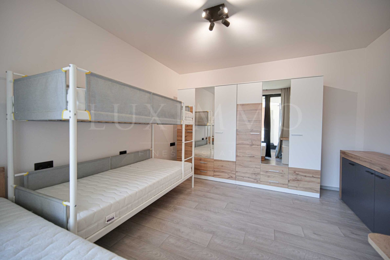 Продава 3-СТАЕН, гр. София, Витоша, снимка 12 - Апартаменти - 55024619