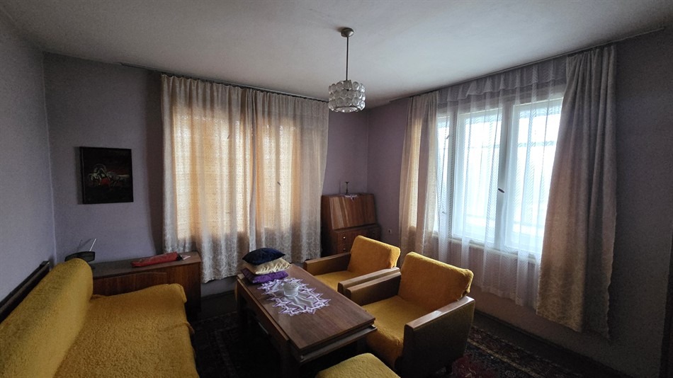 Продава 3-СТАЕН, гр. Габрово, Младост