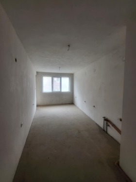 1 chambre Chirok tsentar, Pleven
