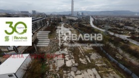 Обява продава пром. помещение, гр. Девня, област Варна
