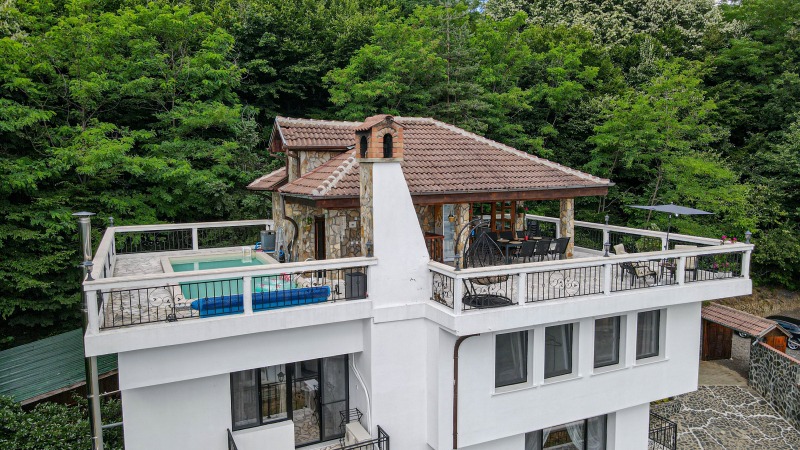 Продава  Къща област София , гр. Правец , 578 кв.м | 45322498