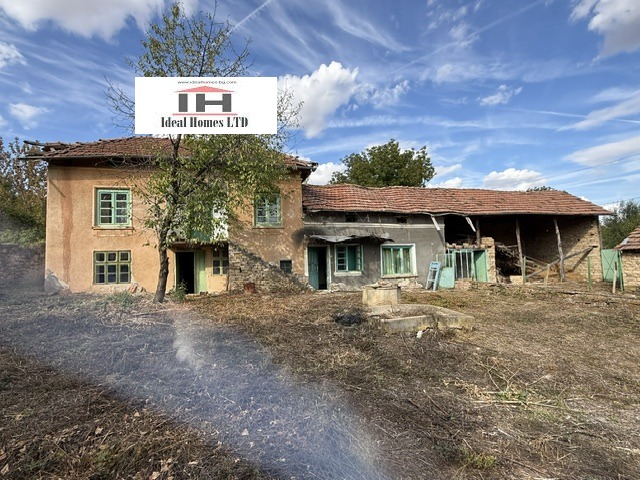 Продава КЪЩА, с. Горна Липница, област Велико Търново