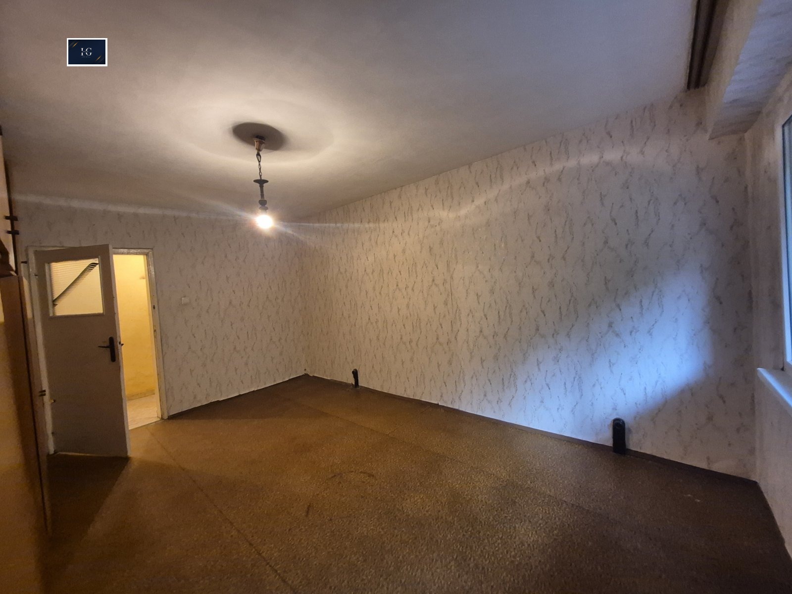 Продава 3-СТАЕН, гр. Бургас, Изгрев, снимка 5 - Апартаменти - 56085423