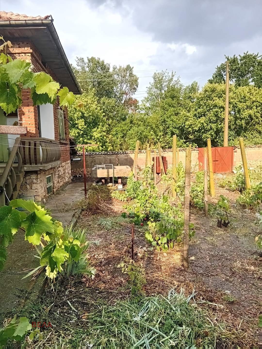 Продава КЪЩА, с. Иванча, област Велико Търново, снимка 2 - Къщи - 47054462