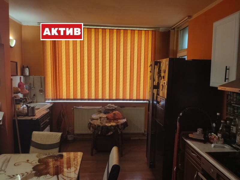 For Sale  3 bedroom Targovishte , Varosha , 106 sq.m | 91680982 - image [4]