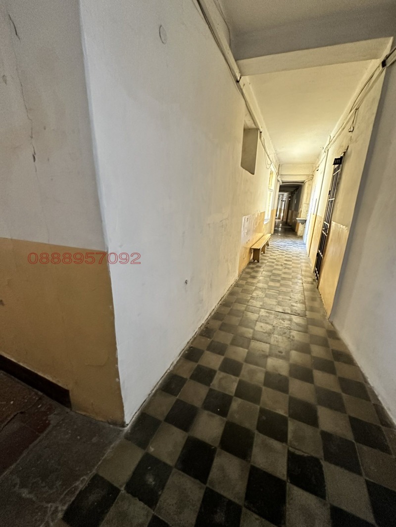 Te koop  Kantoor Sofia , Tsentar , 20 m² | 32165158 - afbeelding [4]