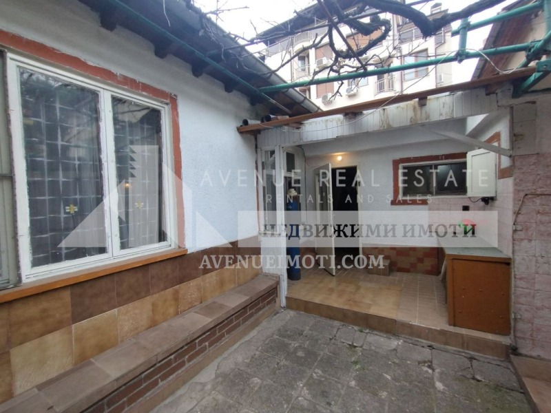 For Sale  House Plovdiv , Tsentar , 94 sq.m | 93693751 - image [2]