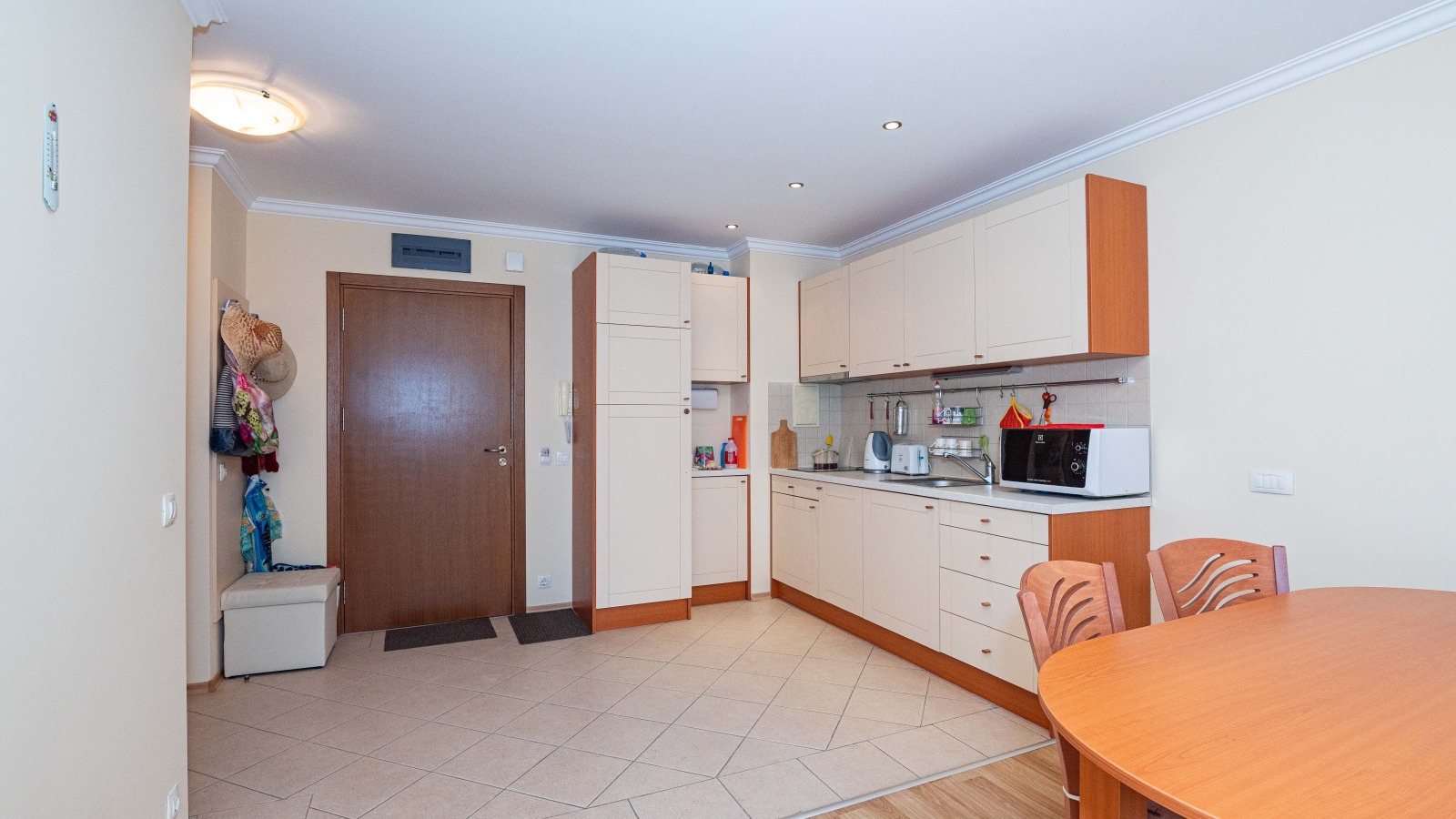 Продава 2-СТАЕН, гр. Черноморец, област Бургас, снимка 3 - Апартаменти - 56081624