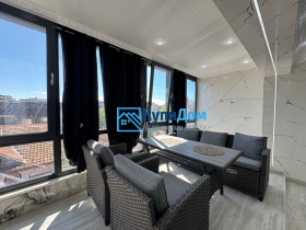 1 quarto Grand Mol, Varna 3