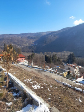 Grund Svoge, region Sofia 3