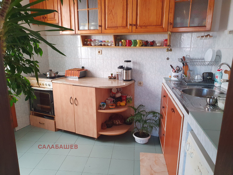In vendita  3 camere da letto Gabrovo , Tsentar , 120 mq | 21803778 - Immagine [16]