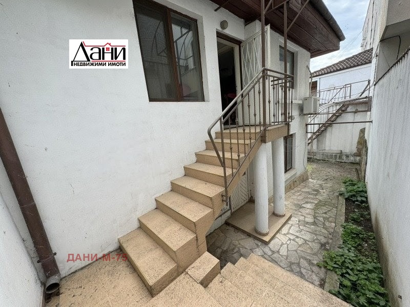 Продава КЪЩА, град Шумен, Център • 355000 € • 75811581 — Holmes.bg