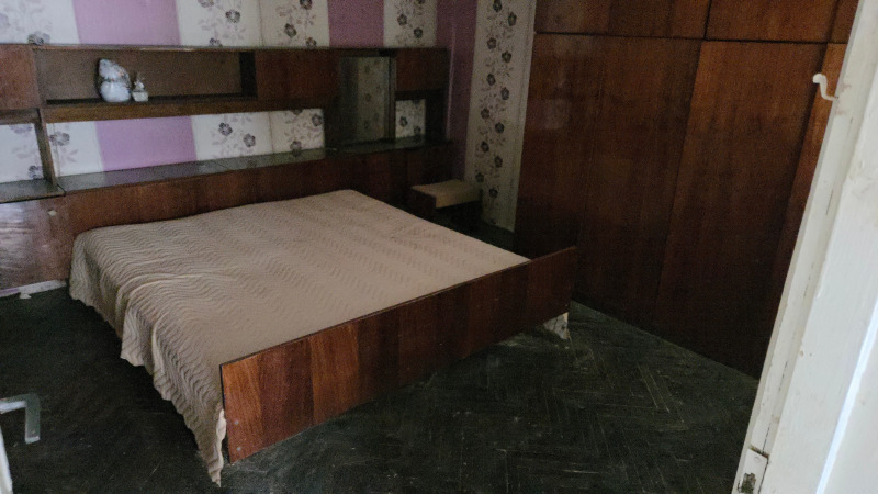 Продава КЪЩА, гр. Провадия, област Варна, снимка 3 - Къщи - 52837581