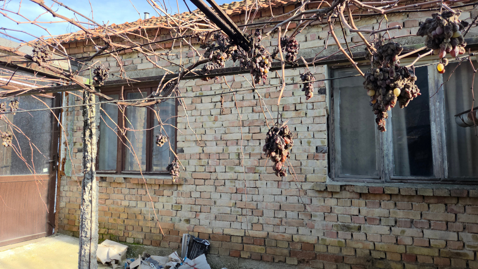 Продава КЪЩА, гр. Провадия, област Варна, снимка 2 - Къщи - 52837581