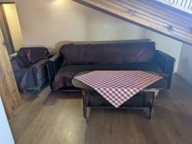 Podkroví 9-ti kvartal, Pleven