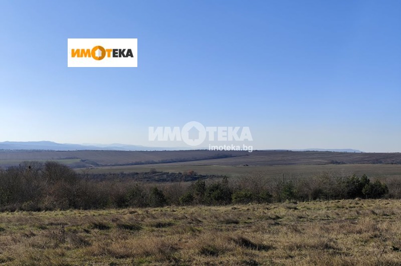 Продава  Парцел област Варна , с. Садово , 9430 кв.м | 43010192