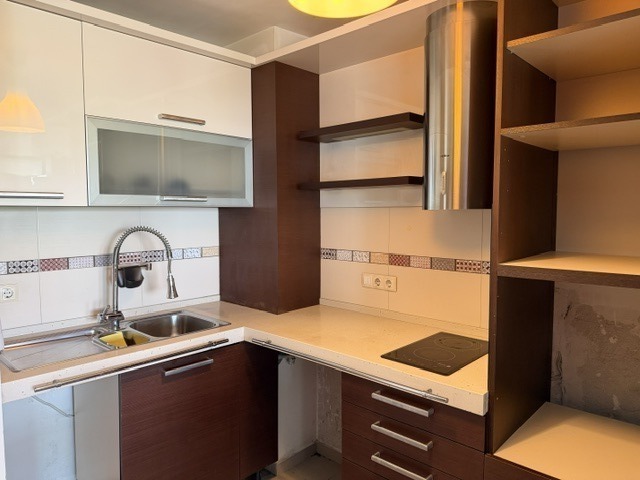 Продава 2-СТАЕН, гр. София, Лагера, снимка 2 - Апартаменти - 55830580