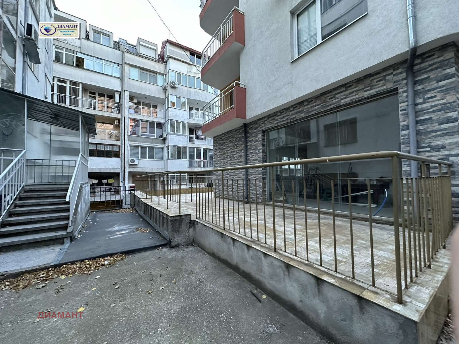 Продава МАГАЗИН, гр. Русе, Център, снимка 4 - Магазини - 53640647