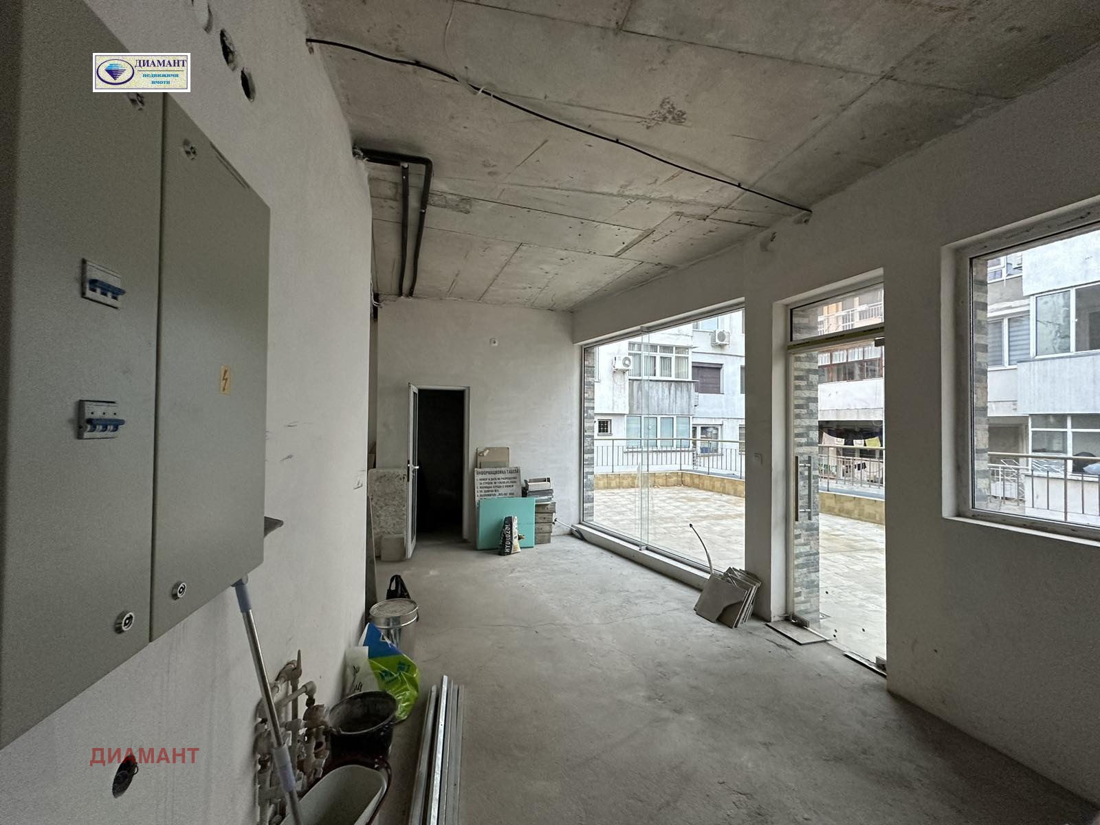 Продава МАГАЗИН, гр. Русе, Център, снимка 7 - Магазини - 53640647