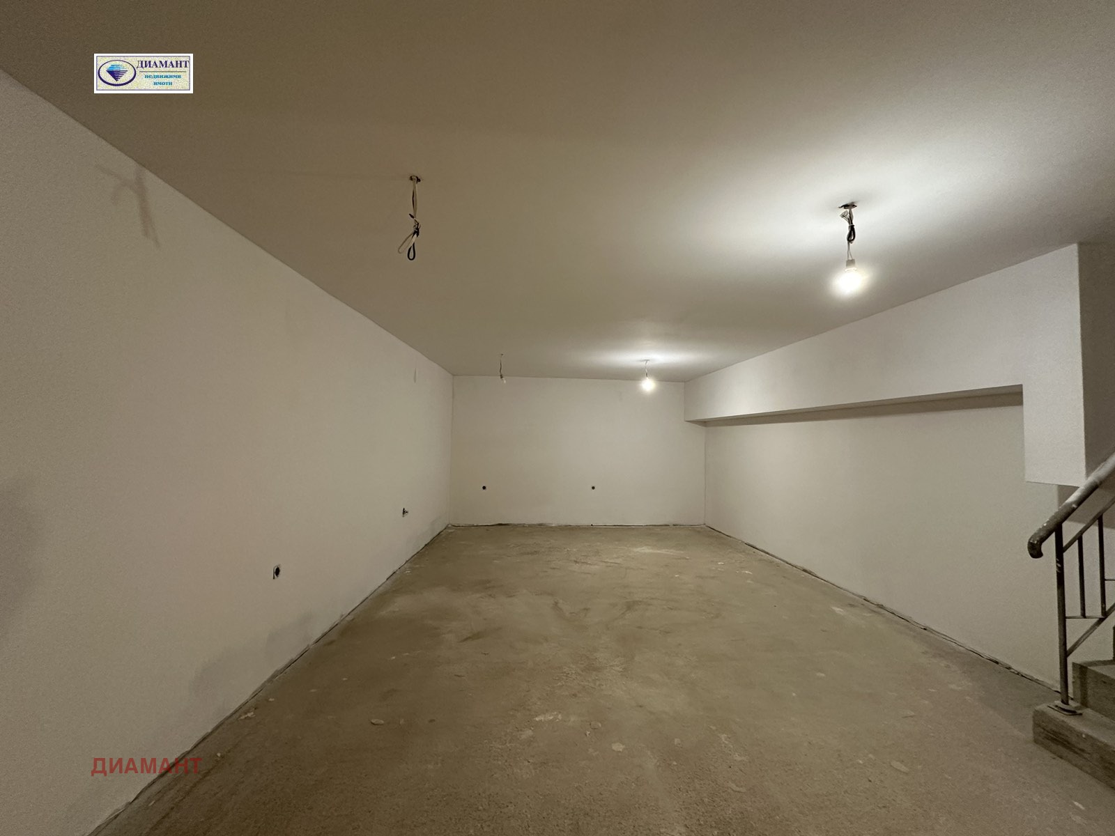 Продава МАГАЗИН, гр. Русе, Център, снимка 9 - Магазини - 53640647