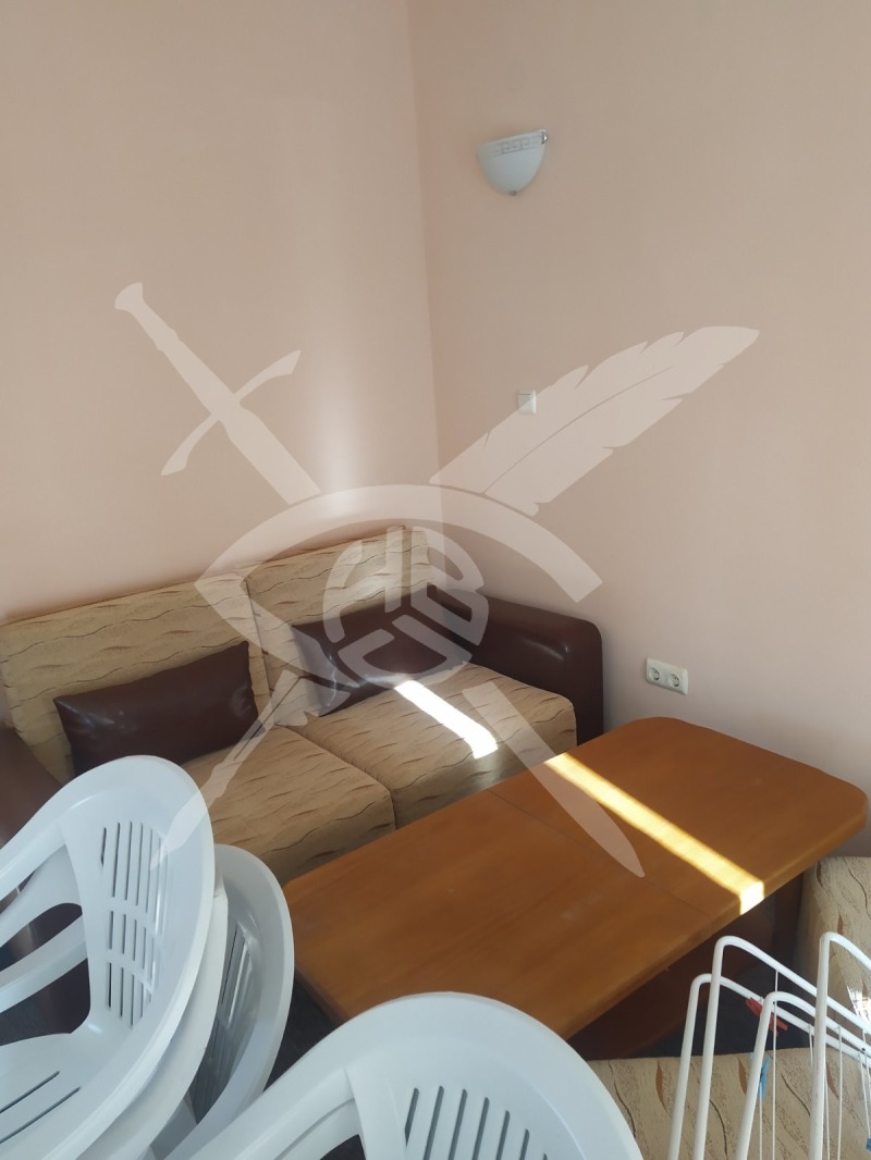 Продава КЪЩА в област Бургас, гр. Поморие - 640 кв.м / 600 000 € » 1 173 498.00 лв., ЕКС НВД БУРГАС ООД
