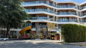 2-стаен град Варна, Бриз 1