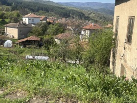 Hus Padesj, region Blagoevgrad 3
