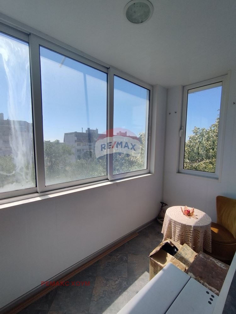 Na sprzedaż  1 sypialnia Warna , Wazrażdane 4 , 86 mkw | 70651715 - obraz [14]