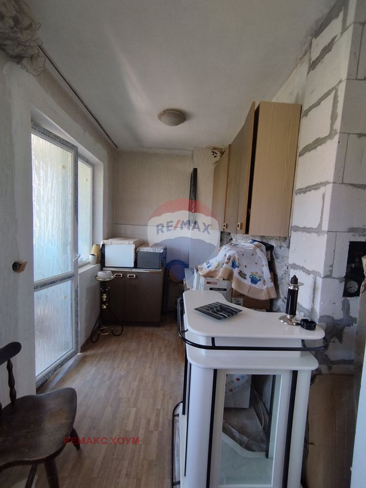 Na sprzedaż  1 sypialnia Warna , Wazrażdane 4 , 86 mkw | 70651715 - obraz [11]